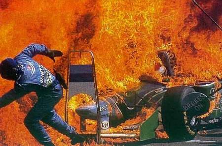 Benetton pit stop fire