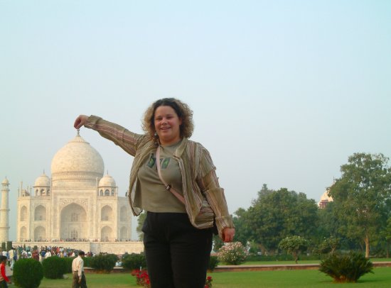 Saara and the Taj