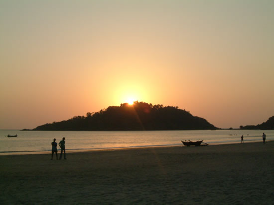 Pallolim, sunset